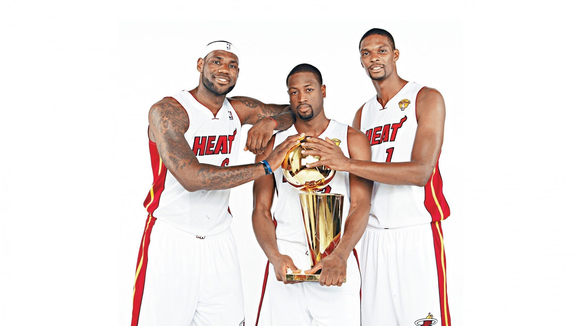 诺埃·庞蒂100米蝶泳决赛强势亮相